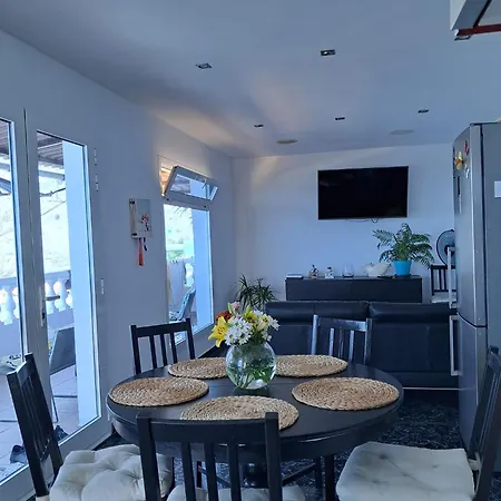 Welcome To The Relax Zone Holiday home *
